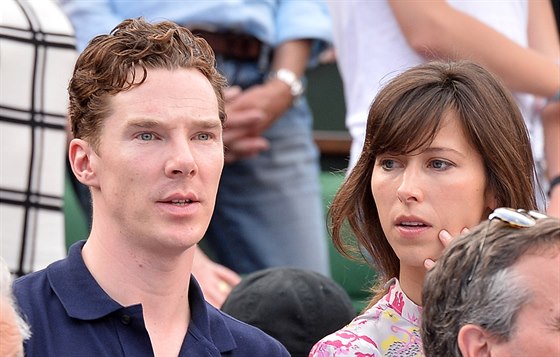 Benedict Cumberbatch a Sophie Hunterová na Roland Garros (Paí, 8. ervna 2014)