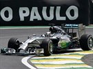 Lewis Hamilton na trati Velké ceny Brazílie formule 1