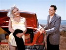 Jayne Mansfieldová a Tom Ewell ve filmu The Girl Can't Help It (1956)
