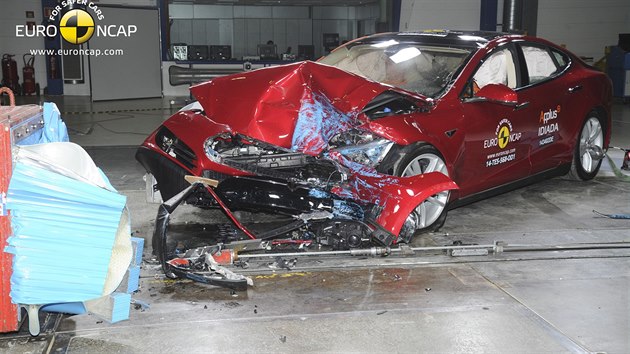 Crashtest Tesla S