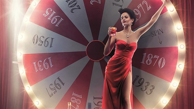 Eva Greenov na oblce kalende Campari pro rok 2015