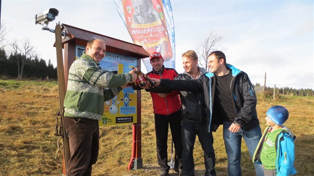 Nov fotopoint poktili 31. jna na Kvild. Stoj u horn stanice vleku a je mobiln.