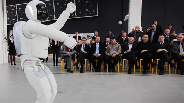 Science centrum Techmania v Plzni má na pár dní zapůjčené dva roboty Asimo japonské firmy Honda.