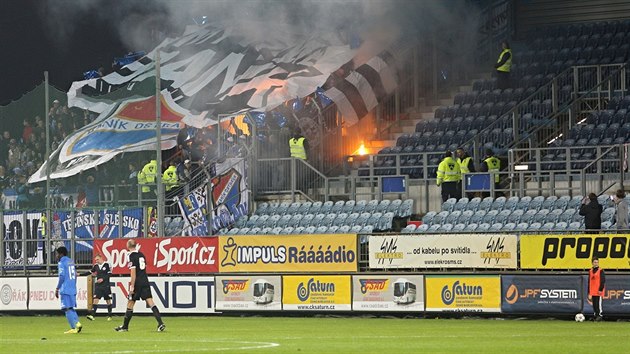 dn ostravskch fotbalovch fanouk na stadionu v eskch Budjovicch.