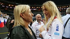Tenisová legenda Martina Navrátilová (vlevo) se zdraví s Petrou Kvitovou na...