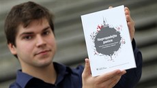 Studenti v bro�u�e radí, jak nepropadat panice.
