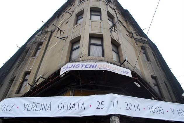 Nový majitel vyv�sil na Ostravicu pozvánku na ve�ejnou debatu a prohlídku. (19....