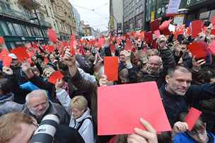 Atmosféra na protestní akci nazvané Chci si s vámi promluvit, pane prezidente...