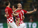 JÁSOT. Chorvattí fotbalisté se radují z gólu. 