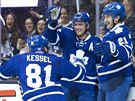 Gólová radost hokejist Toronta v duelu s Bostonem.