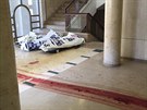 Tla obtí na chodb jeruzalémské synagogy po útoku ozbrojenc (18. listopadu...