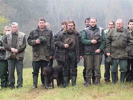 Patnáct stelc ze sousední zem od osmi hodin ráno do dvou odpoledne ulovilo...