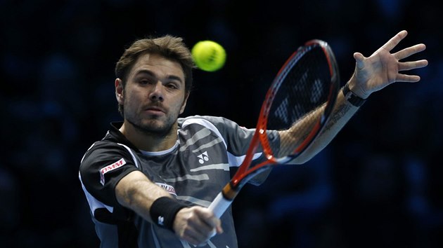 Stan Wawrinka a jeho elegantn der v utkn s Tomem Berdychem.