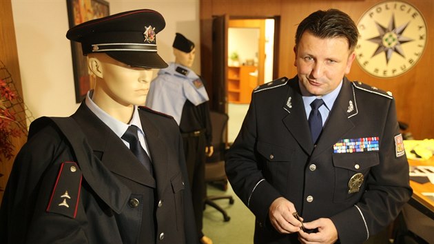 Policejní prezident Tomáš Tuhý při představování návrhu nové policejní uniformy.