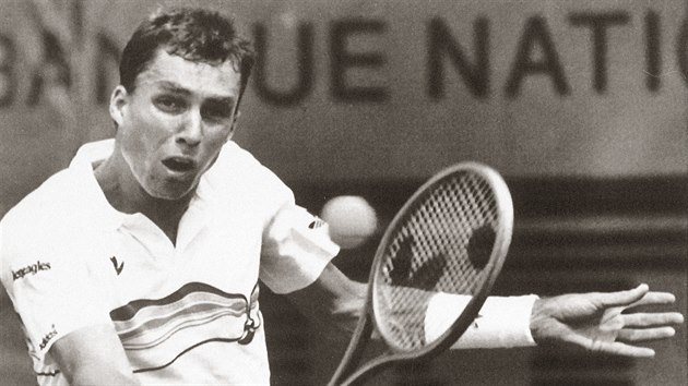 Tenista Ivan Lendl pi paskm Roland Garros (1987)