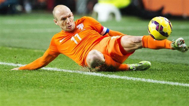Nizozemsk zlonk Arjen Robben bhem ppravnho utkn proti Mexiku.