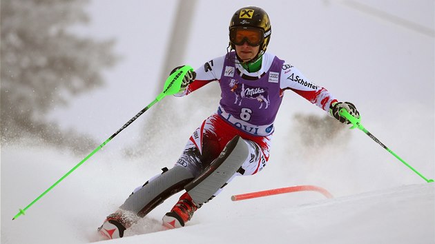 Kathrin Zettelov ve slalomu v Levi.