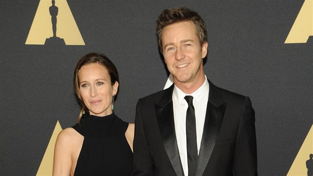 Shauna Robertsonov a Edward Norton (Los Angeles, 8. listopadu 2014)