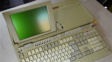 Počítač Amstrad PPC 512