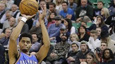 Jeremy Lamb z Oklahoma City zakonuje na ko Utahu.