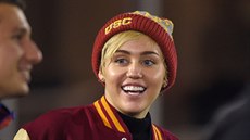 Miley Cyrusová (Los Angeles, 13. listopadu 2014)