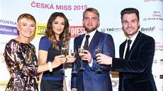 editelka eské Miss Marcela Krplová, patronka soute krásy Iva Kubelková a...