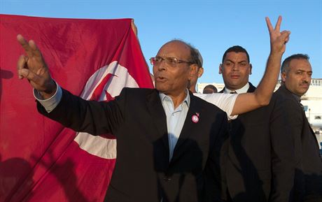 Tunisk prezident Munsif Marzk bhem pedvolebn kampan (19. listopadu 2014).