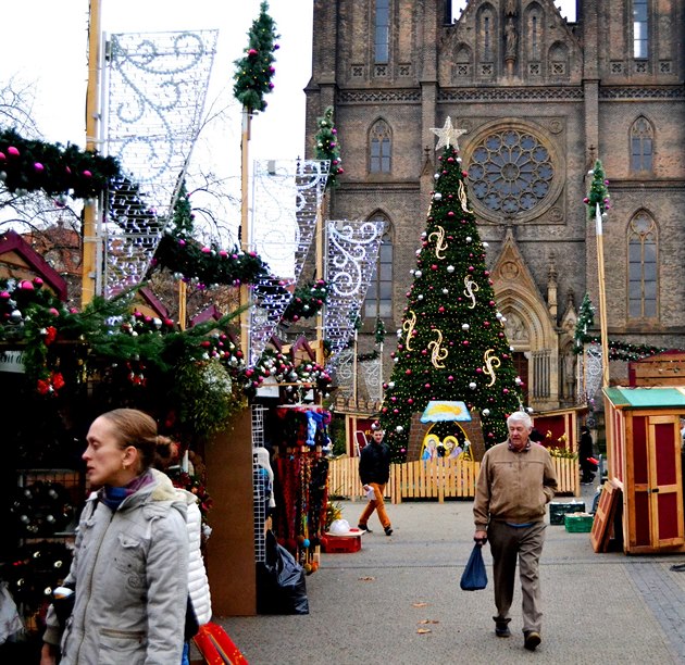 Vánoční trhy na náměstí Míru