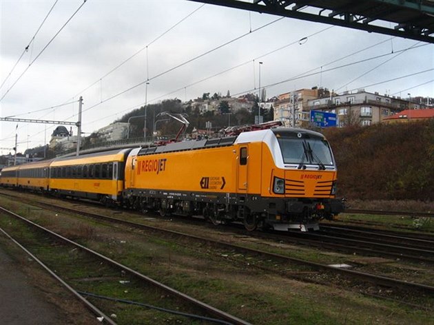 RegioJet loni v �esku p�epravil 3,01 milionu cestujícíh, o 26% více, ne� p�ed rokem. 