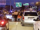 Demonstrace v Clevelandu kvli zastelení ernoského chlapce Tamira Rice. (27....