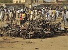 Následky teroristického útoku na meitu v nigerijském mst Kano (28. listopadu...