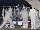 Do íma pevezli italského lékae, který se ebolou nakazil v Siee Leone (25....
