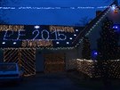 Pohádkově osvětlený dům v Chotovicích se každoročně při adventu stává cílem...