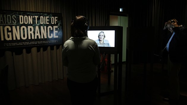 Britská výstava „The Intitute of Sexology“ o vývoji lidského přístupu k sexu. (20. 11. 2014)