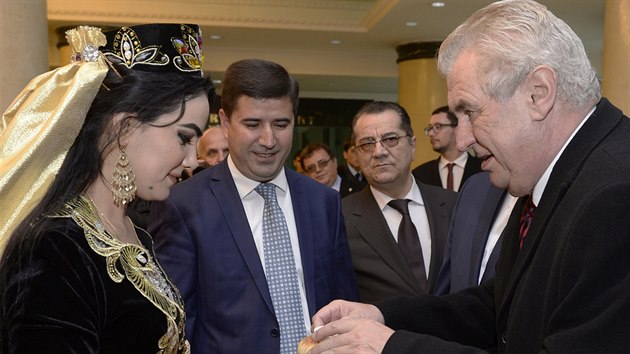 Prezident R Milo Zeman navtívil 26. listopadu v Duanbe hotel Tádikistán,...