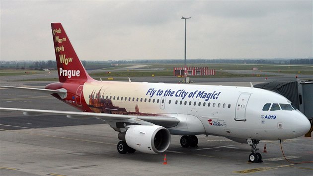 Prask informan sluba a esk aerolinie  pedstavily nov polep s logem a motivem Prahy pro Airbus A319.
