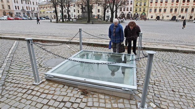 Svou konstrukc pipomn prhled sp zahradn paenit.