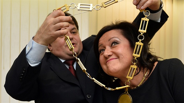 Starostkou Prahy 10 byla zvolena Radmila Kleslová (ANO). Dosavadní starosta...