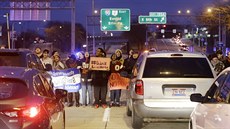 Demonstrace v Clevelandu kvli zastelení ernoského chlapce Tamira Rice. (27....