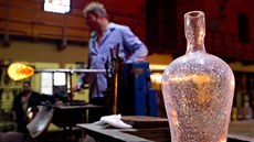 Run vyrábné aukní lahve zhotovili sklái v Lindav na eskolipsku. 