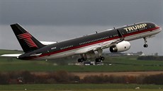 Luxusní soukromý Boeing 757 amerického miliardáe Donalda Trumpa - jeden stroj...