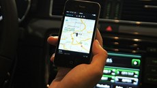 V esku zaala mobilní aplikace Uber, která zprostedkovává alternativní taxislubu, fungovat ped msícem. Na snímku je Patrick Studener, který ídí expanzi americké spolenosti v regionu.