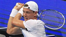 Tomá� Berdych v duelu International Premier Tennis League.