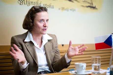 Bývalá zpravodajka eského rozhlasu ve Washingtonu Olga Krupauerová.