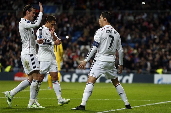 PAN STELEC. Cristiano Ronaldo (vpravo), útoník Realu Madrid, práv promnil...