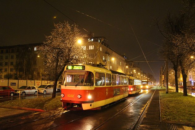 Kolna odstavených tramvají v Dejvicích