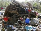Dti z filipínského ostrova Samar se vypoádávají s následky ádní tajfunu...