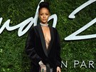 Rihanna na pedávání britských módních cen