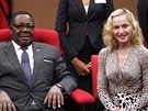Madonna s prezidentem Malawi Peterem Mutharikou (2014)