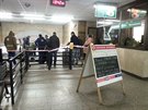 Kontrola eskalátor ve stanici metra Staromstská
